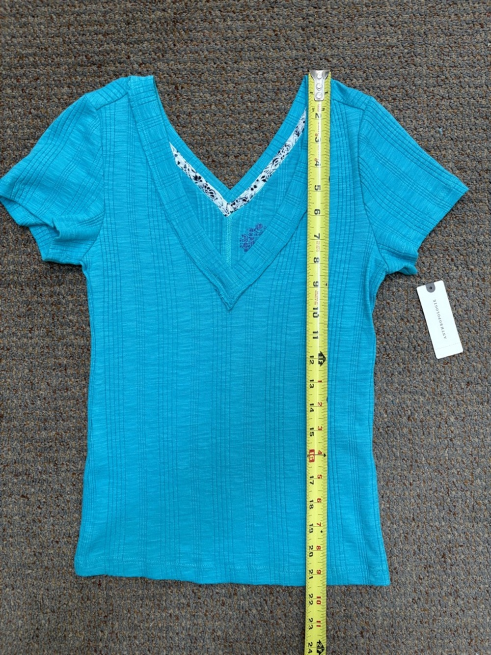 Pilcro Ribbed V-Neck Short Sleeve Top - Picture 4 of 7